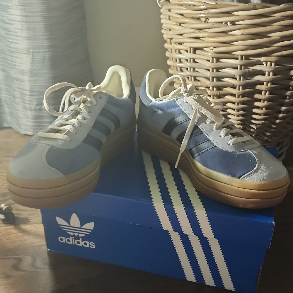 Adidas Blue and Cream Sneakers with Gum Sole
